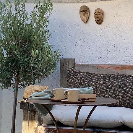 La Terrasse Du Pont Jullian Charme Et Calme Dans Le Coeur Historique Apartment L'Isle-sur-la-Sorgue Luaran gambar